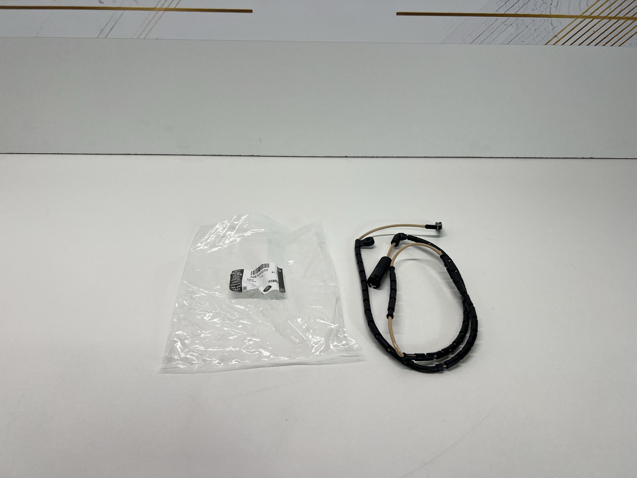 RANGE ROVER VOGUE L322 (2002 - 2012) REAR BRAKE PAD WEAR SENSOR SOE500030