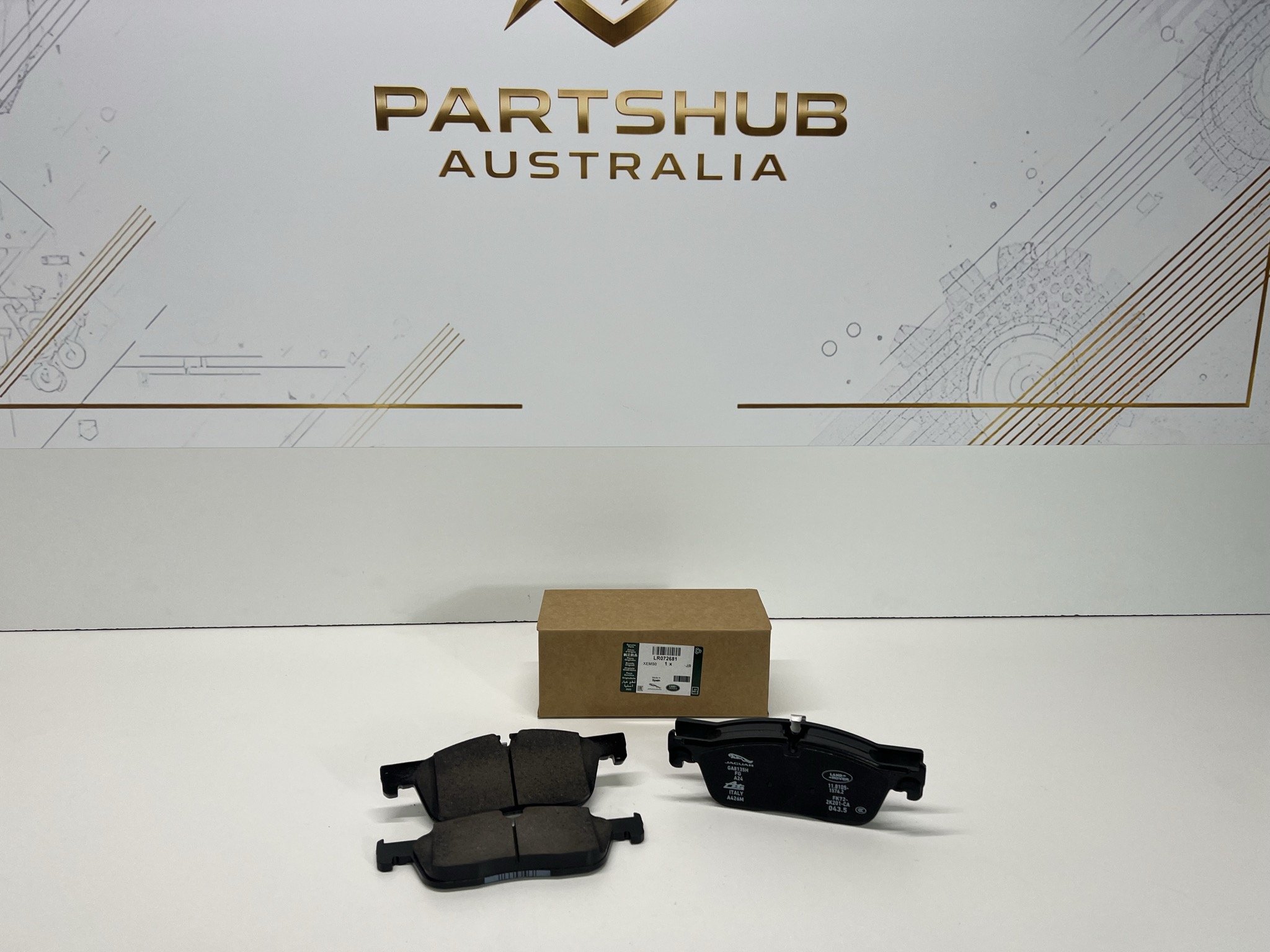 RANGE ROVER EVOQUE L538, LAND ROVER DISCOVERY SPORT, JAGUAR F-PACE FRONT BRAKE PADS 325MM LR072681