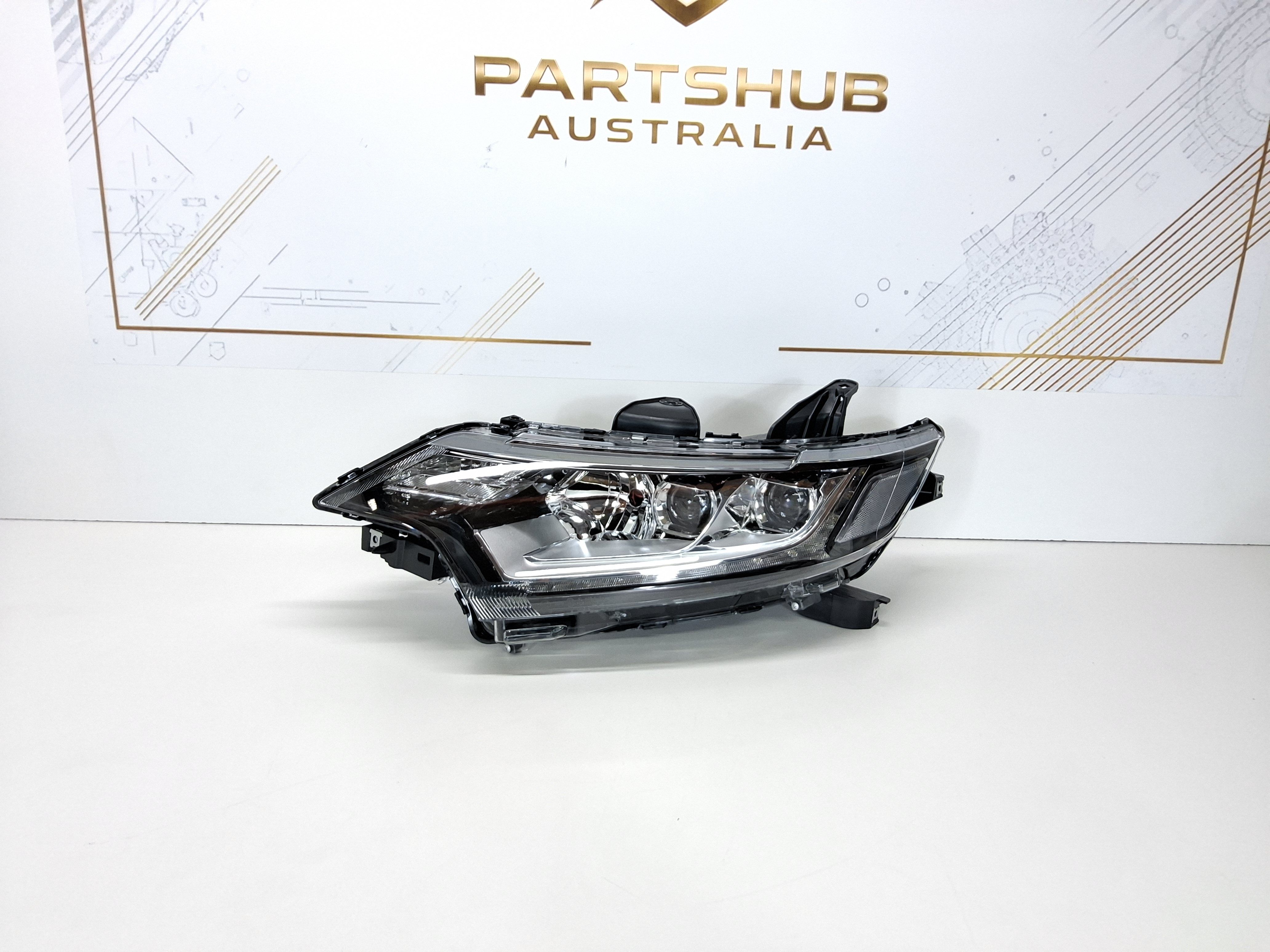 MITSUBISHI OUTLANDER ZK HEADLIGHT LEFT DOUBLE LED TYPE 2014 TO 2018