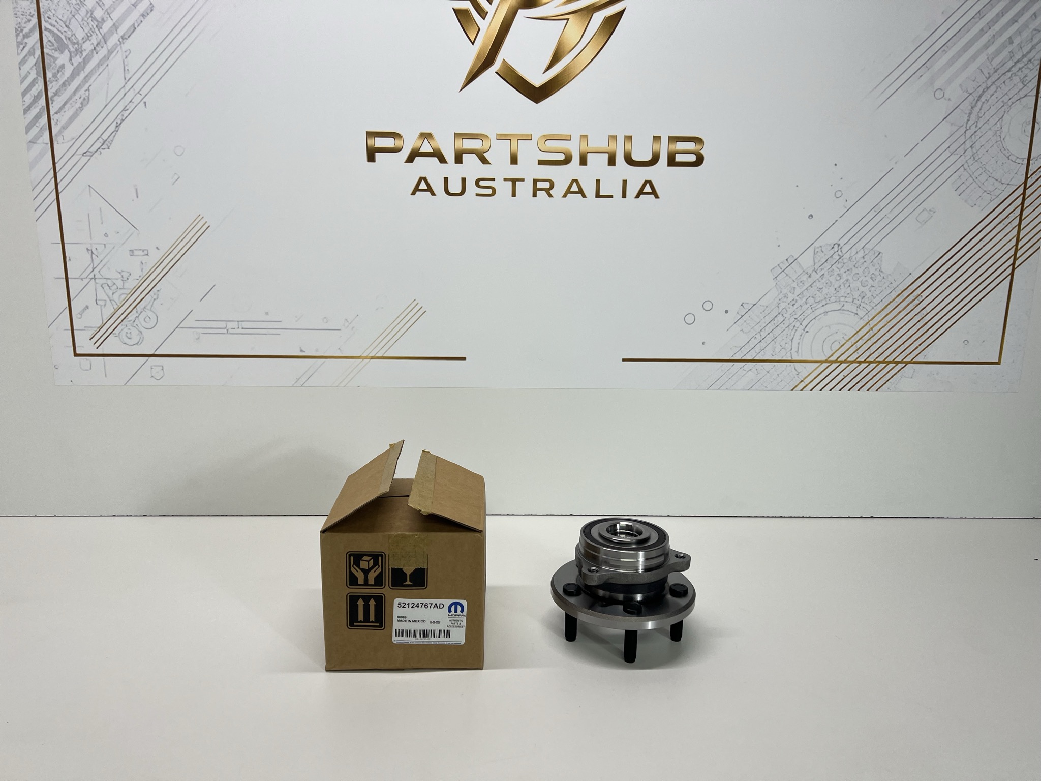 MOPAR FRONT WHEEL HUB & BEARING ASSEMBLY - JEEP GRAND CHEROKEE 3.6L / 5.7L / 6.4L (2011–2022)