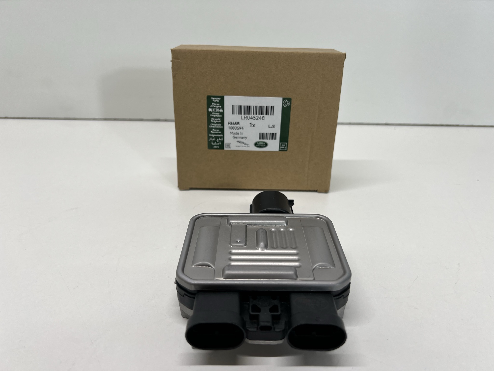RANGE ROVER EVOQUE (2011 - 2016) RADIATOR COOLING FAN MODULE LR045248