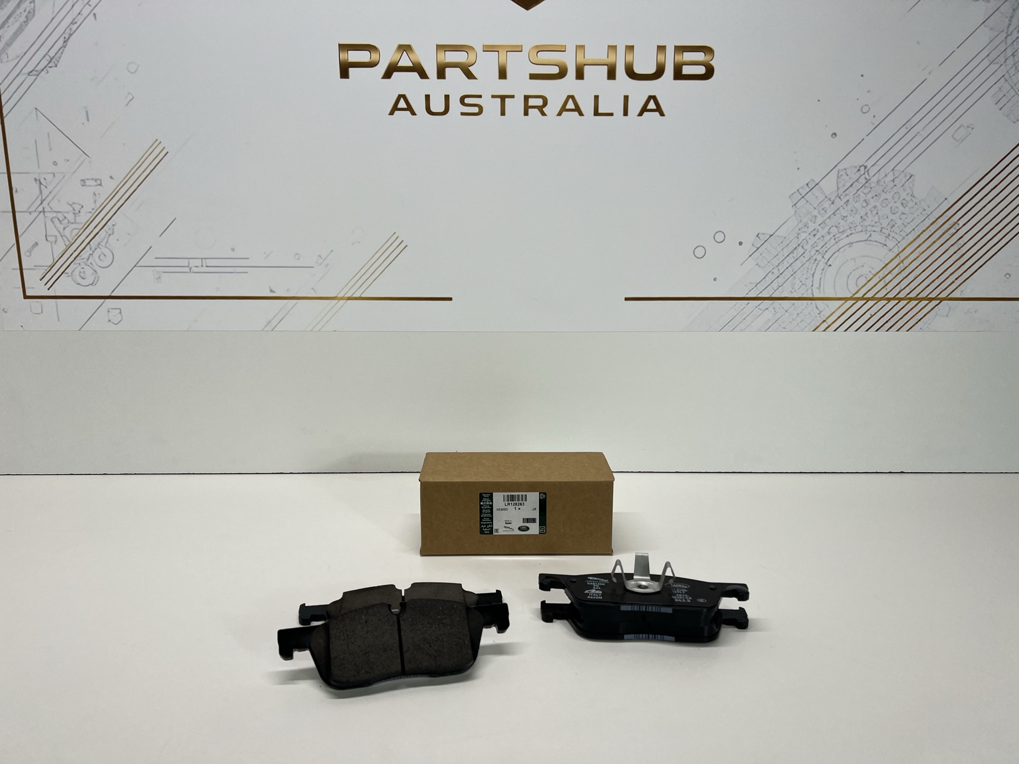 RANGE ROVER EVOQUE, DISCOVERY SPORT, JAGUAR F-PACE FRONT BRAKE PADS  LR128263