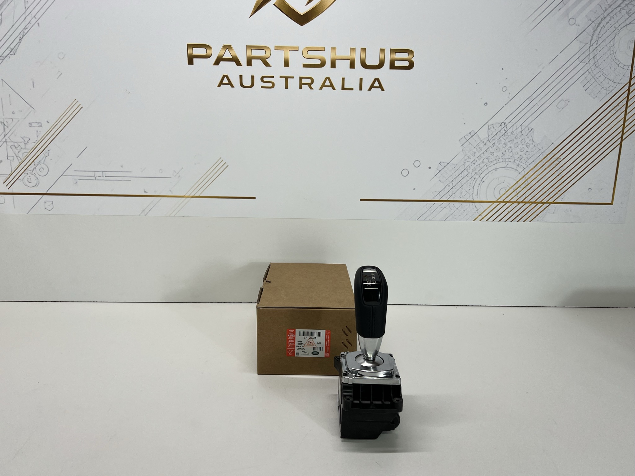 TRANSMISSION GEAR SHIFTER CONTROL MODULE — RANGE ROVER SPORT (L494) LR108936