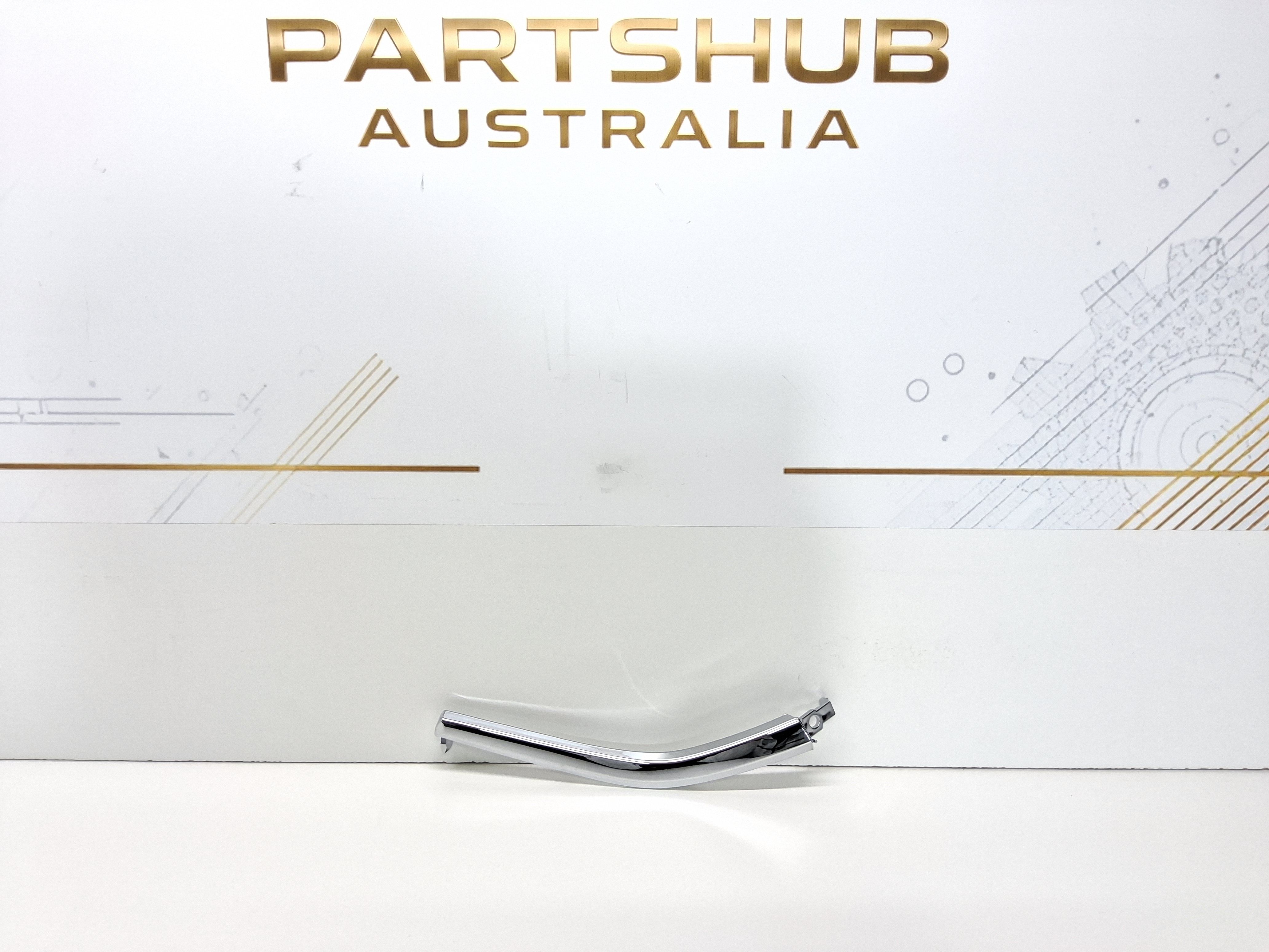 MITSUBISHI OUTLANDER ZK/ZL 2016-2020 RIGHT FRONT BUMPER GARNISH/CHROME MOULDING 6407A1421