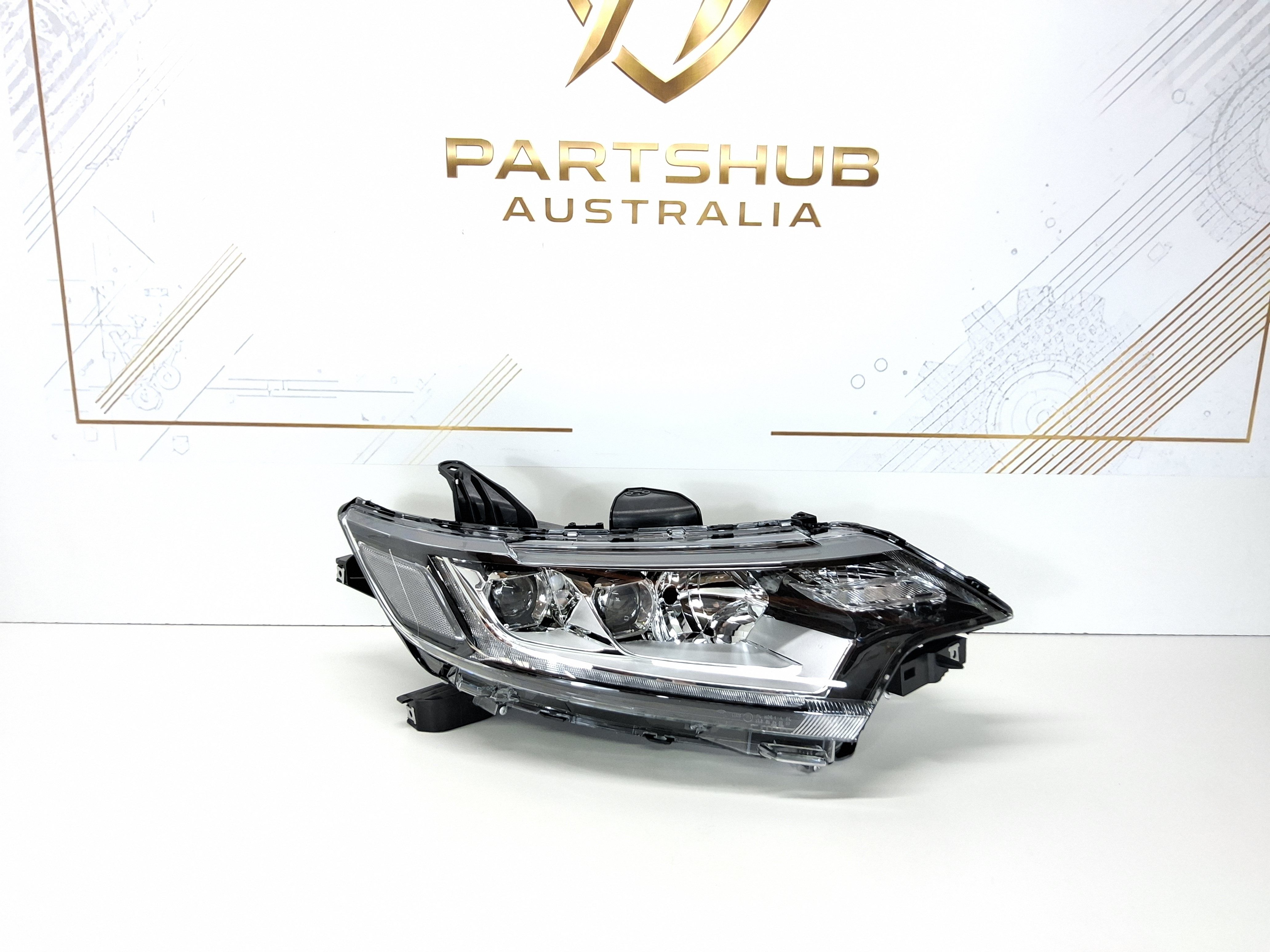 MITSUBISHI OUTLANDER ZK HEADLIGHT RIGHT DOUBLE LED TYPE 2014 TO 2018