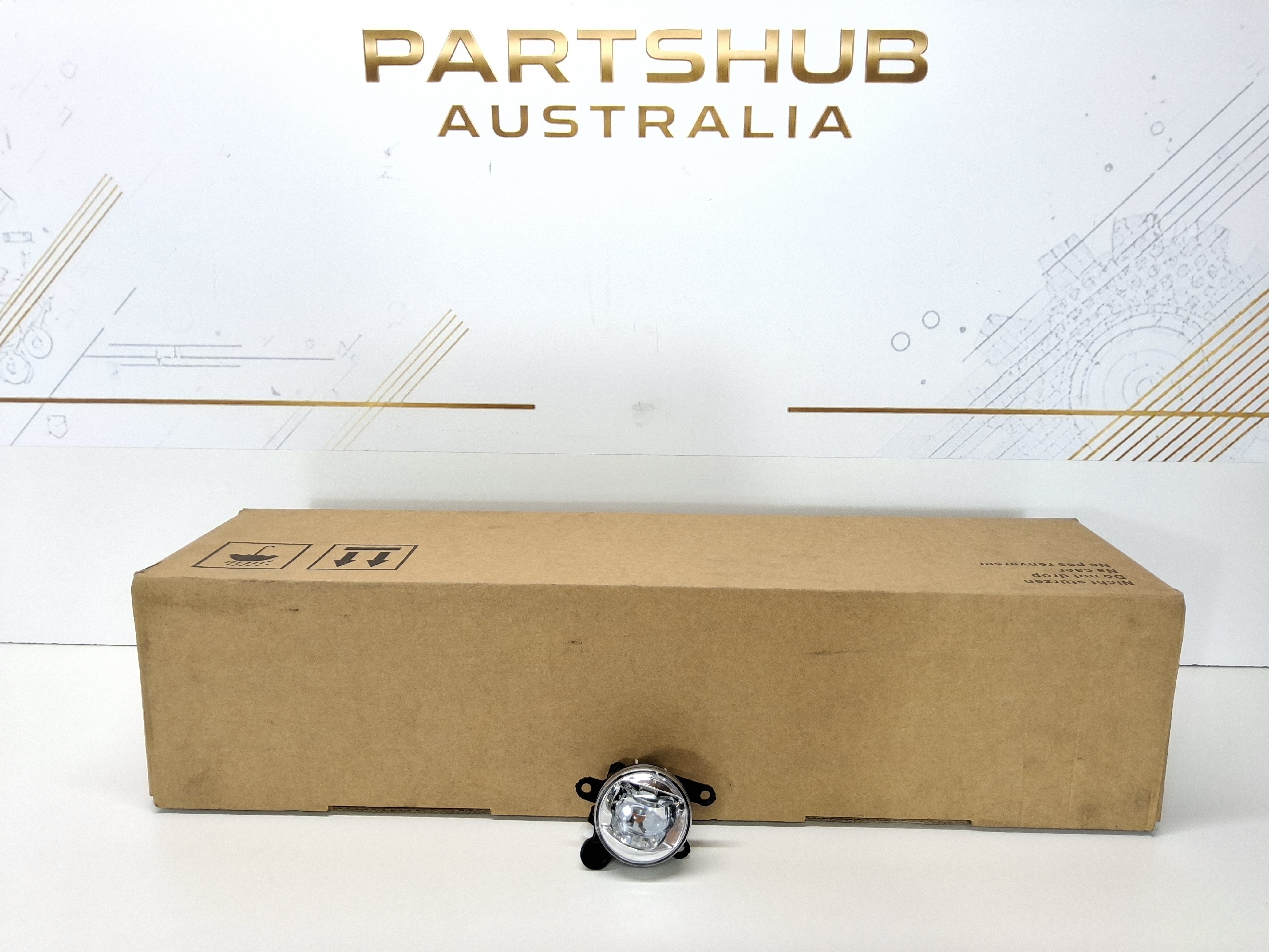 MITSUBISHI OUTLANDER ZM LEFT FOG LIGHT LAMP 2022-2026 90206507