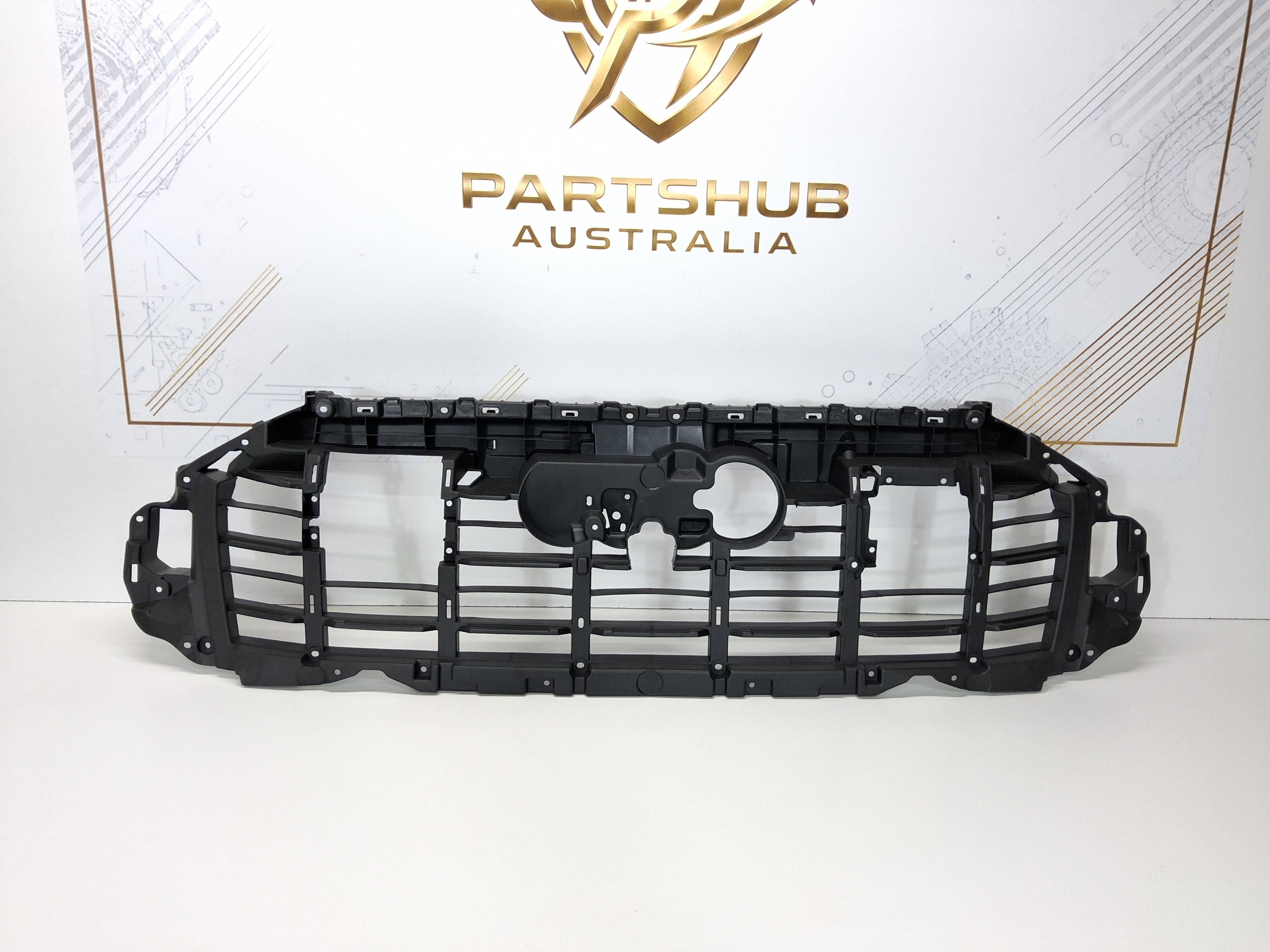 AUDI Q7 GRILLE REINFORCEMENT 4MO807233D 2020 TO 2023